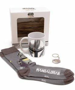 Under The Sea Collectibles The Mandalorian Gift Set